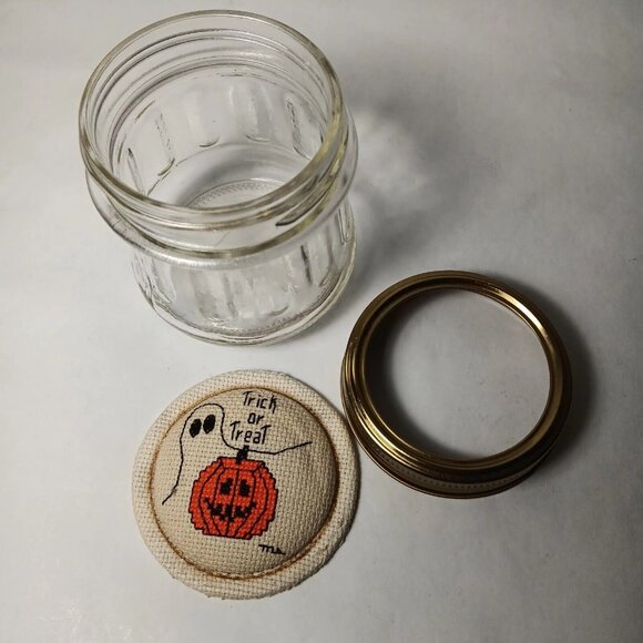 Halloween Handmade Cross Stitch Lid Glass Jar Trick or Treat Ghost Pumpkin 4oz - Picture 4 of 12